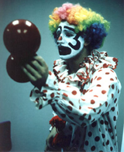 Ozone the Clown with balloons